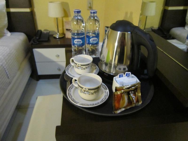 Wisma Sederhana Mitra Reddoorz Medan Zewnętrze zdjęcie